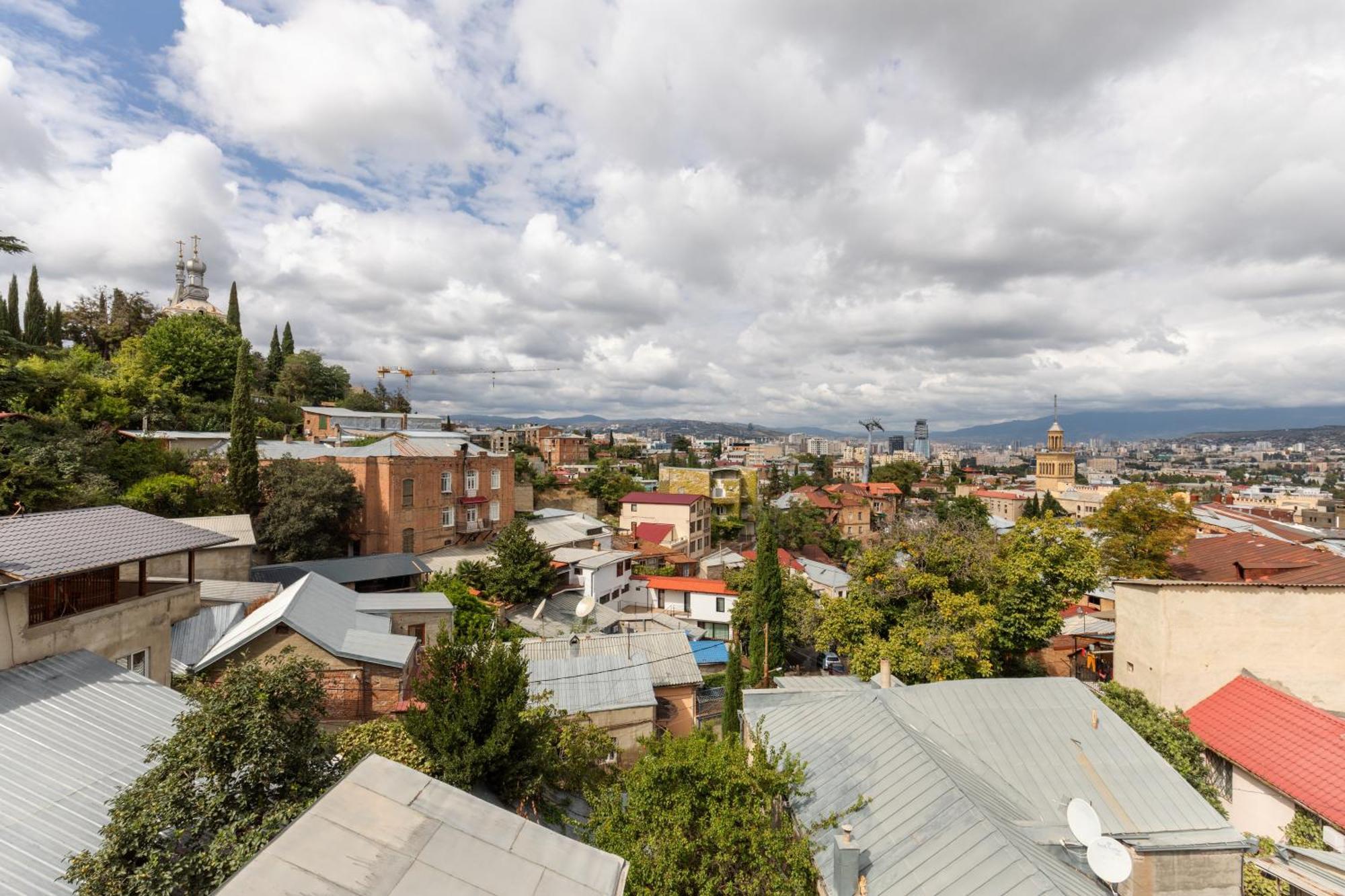 Honeymoon Apartments In Old Tbilisi Exterior photo